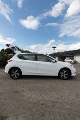 Nissan pulsar Hatchback, 5 dørs