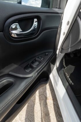 Nissan pulsar Hatchback, 5 dørs